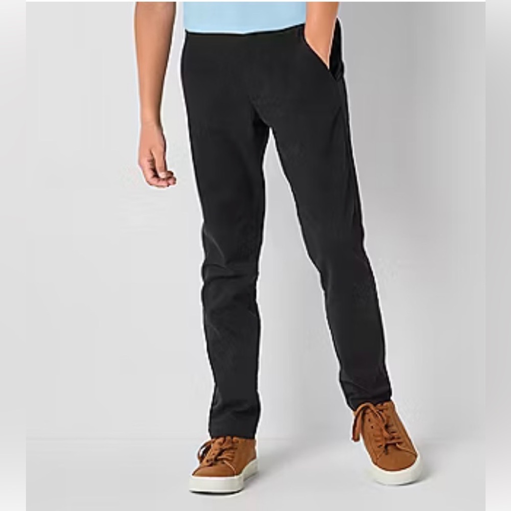 Thereabouts Kid Boys Straight Regular Fit Flat Front Pant in black size 16 husky